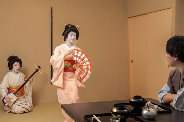 【新プラン登場】有馬芸妓の舞と懐石を愉しむ雅なひととき〈1日1組限定〉