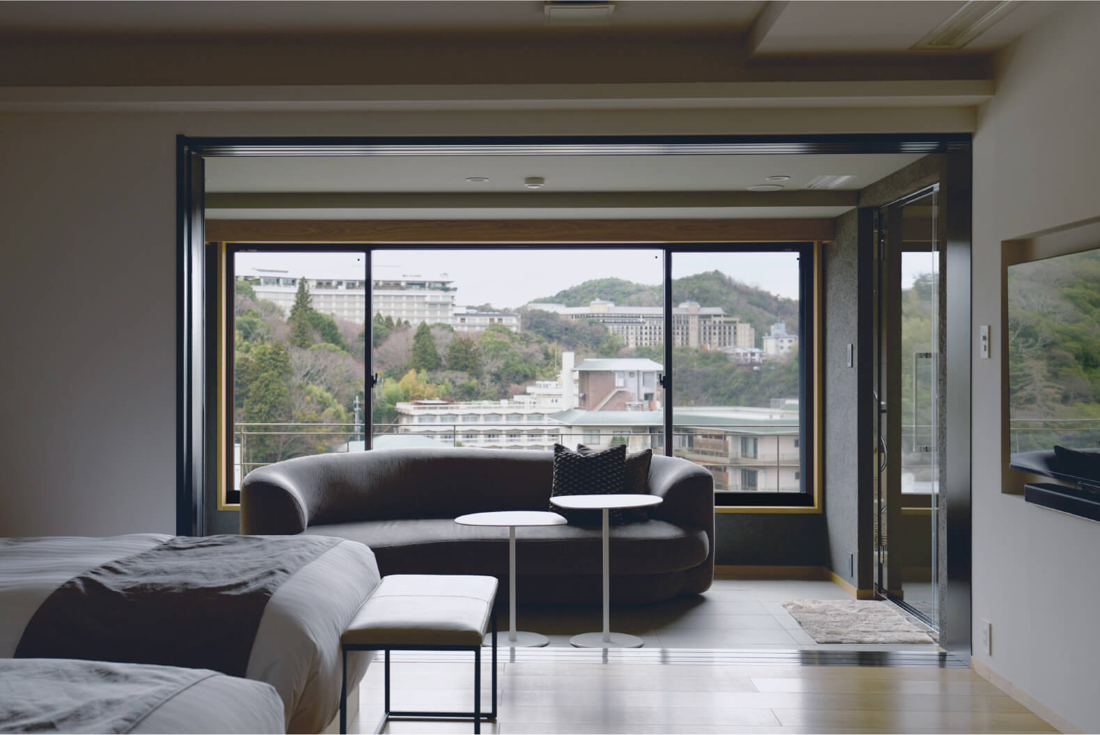 guest-rooms_yamaboshi_innerterrace_01